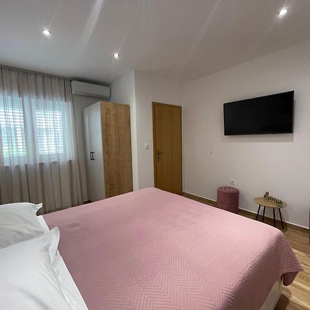 Apartmani Roko Baška Voda Dış mekan fotoğraf