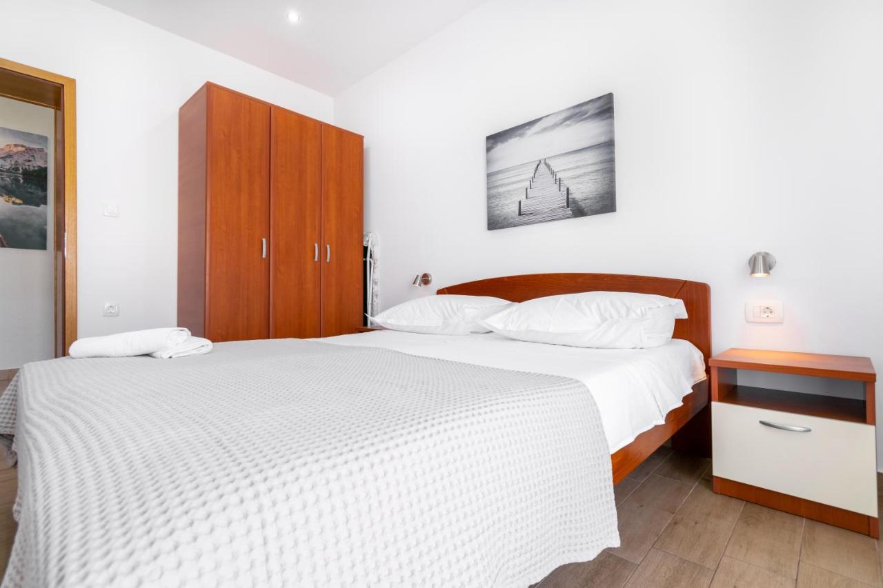 Apartmani Roko Baška Voda Dış mekan fotoğraf