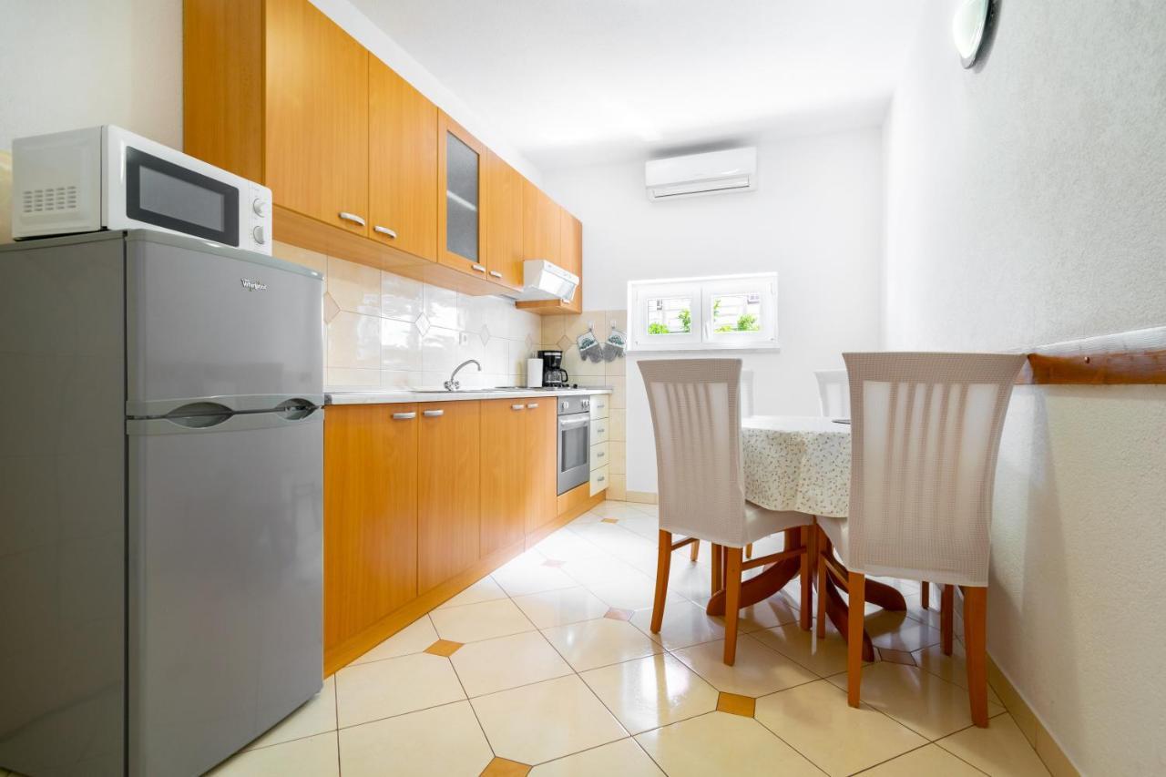 Apartmani Roko Baška Voda Dış mekan fotoğraf